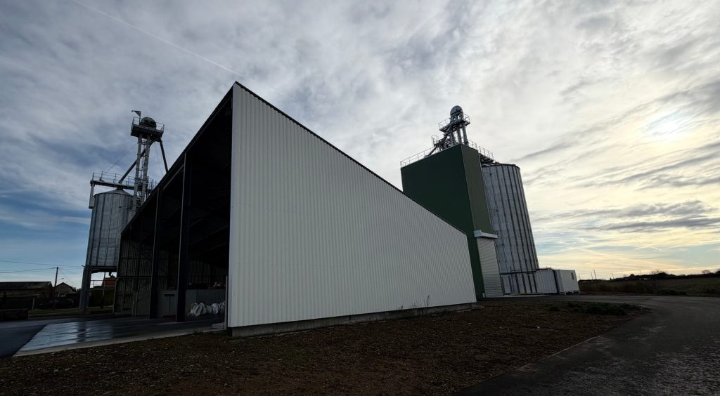 Extension d'une cellule de stockage agricole (Dos) - Coopérative Agricole (86)