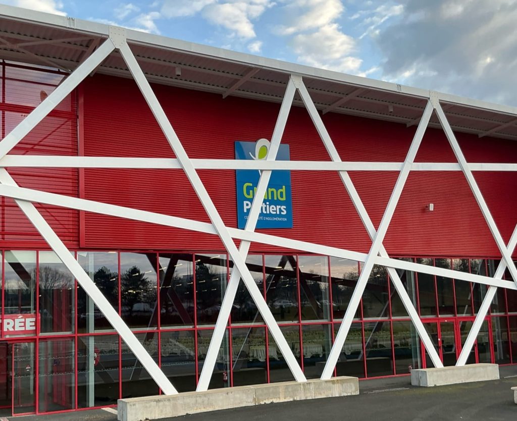 Réfection des façades et rénovation du clos couvert à Poitiers (86)